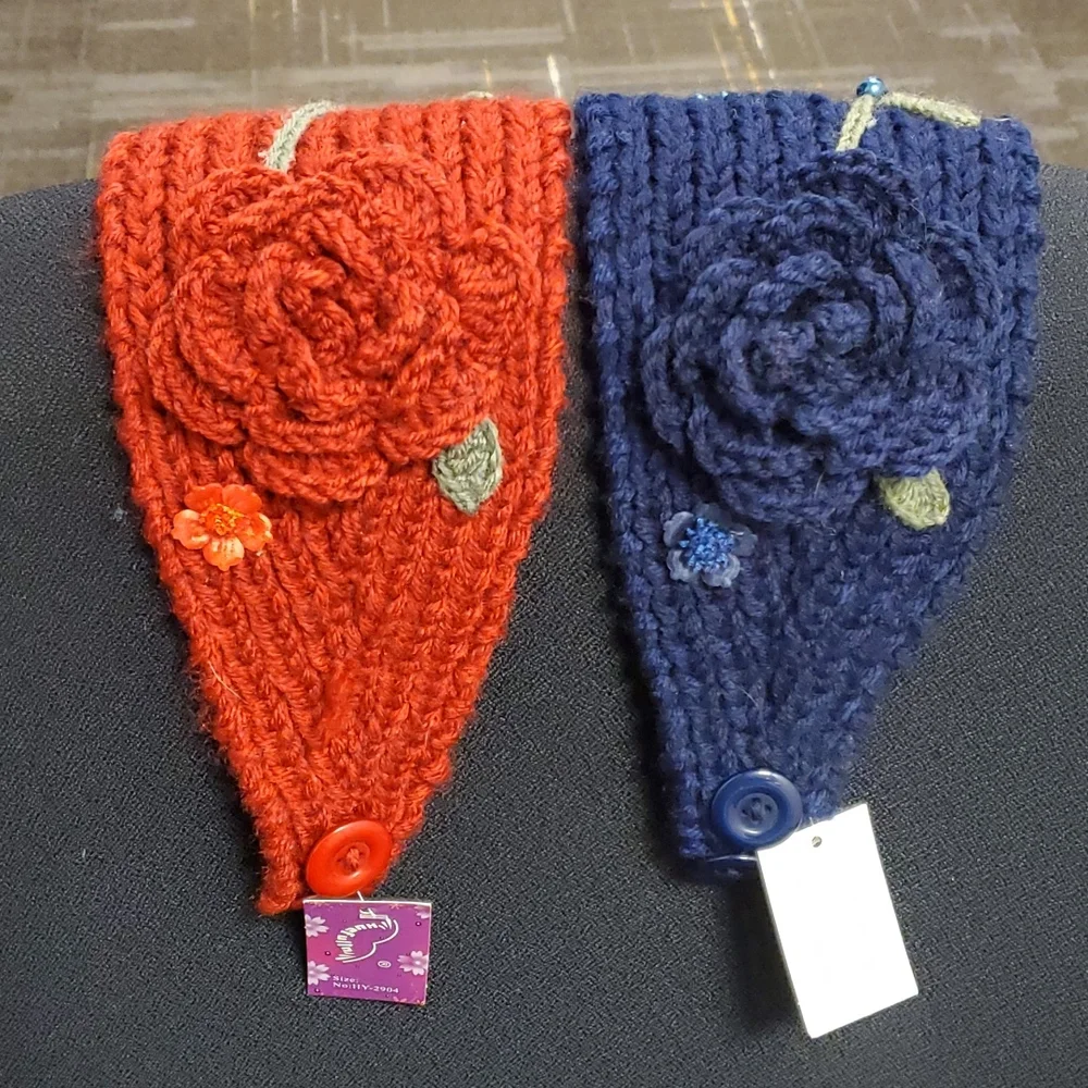 Set of 2‎ earwarmers